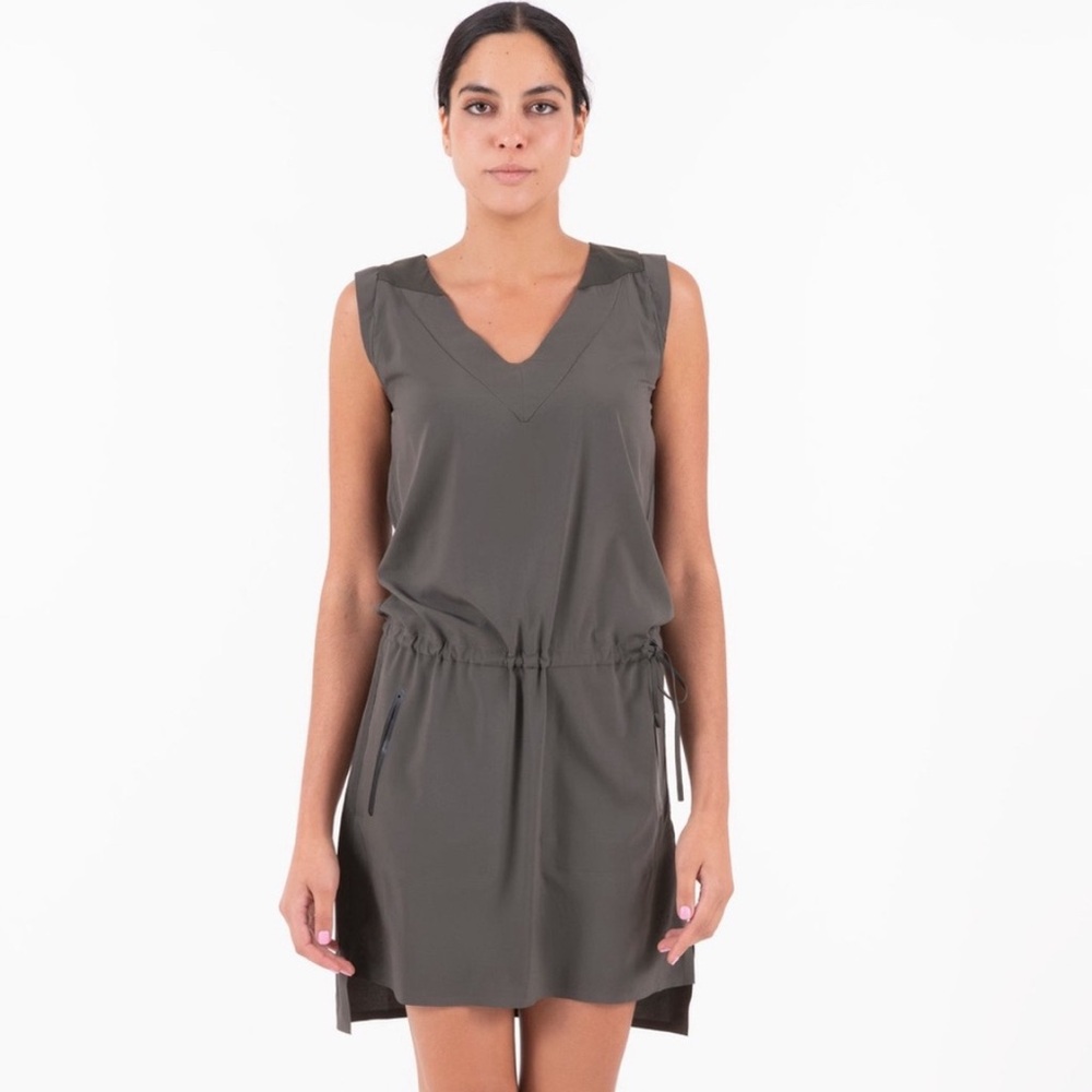 NWT Indygena Burock Dress Size Large in Night Owl